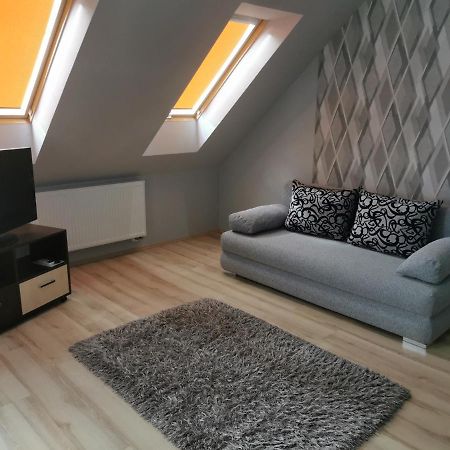 Szabo Apartman シャールヴァール エクステリア 写真
