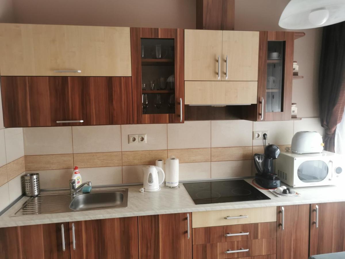 Szabo Apartman シャールヴァール エクステリア 写真
